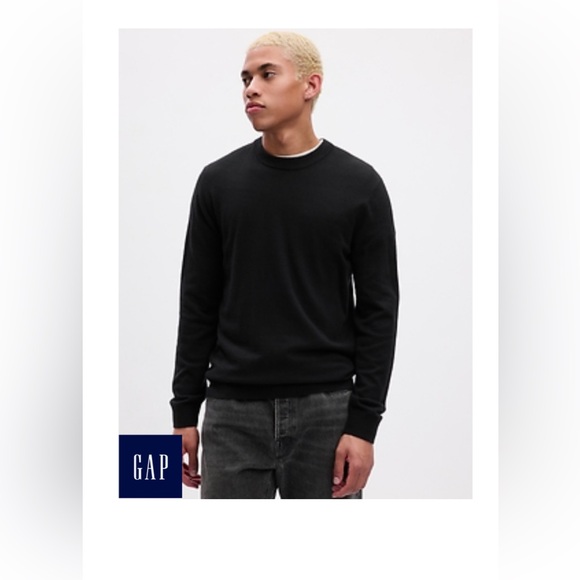 Men’s Gap CashSoft Crewneck Sweater
L | true black - Picture 1 of 1
